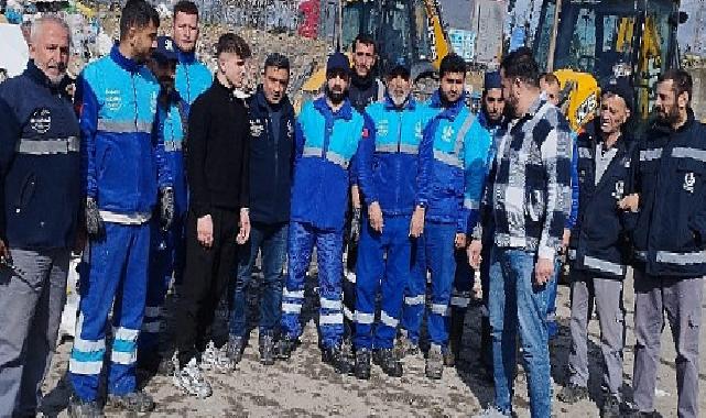 10 ton çöp içinde 100 bin TL’yi aradılar