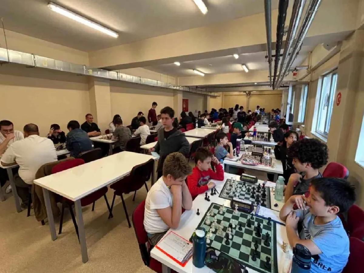 23 Nisan Satranç Turnuvası Sonuçlandı