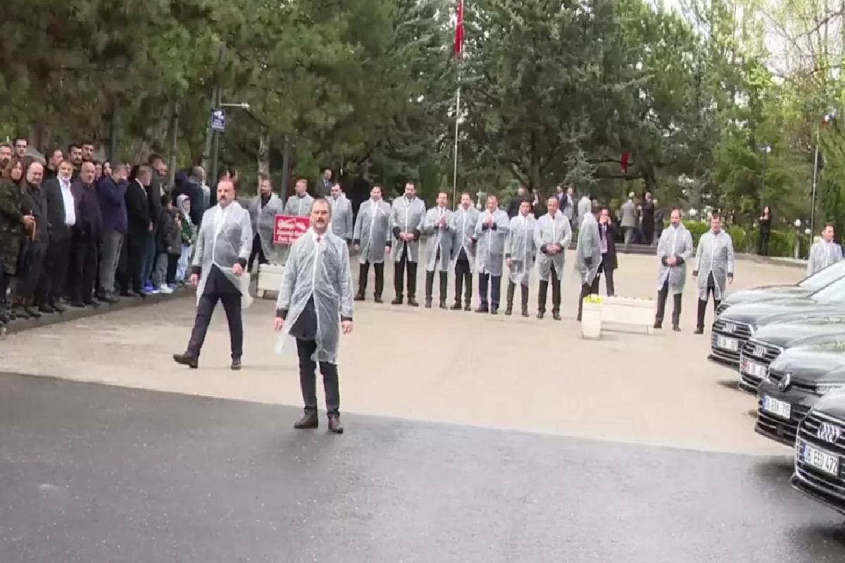 66 gün sonra bir ilk! Bahçeli, Türkeş’in mezarına geliyor