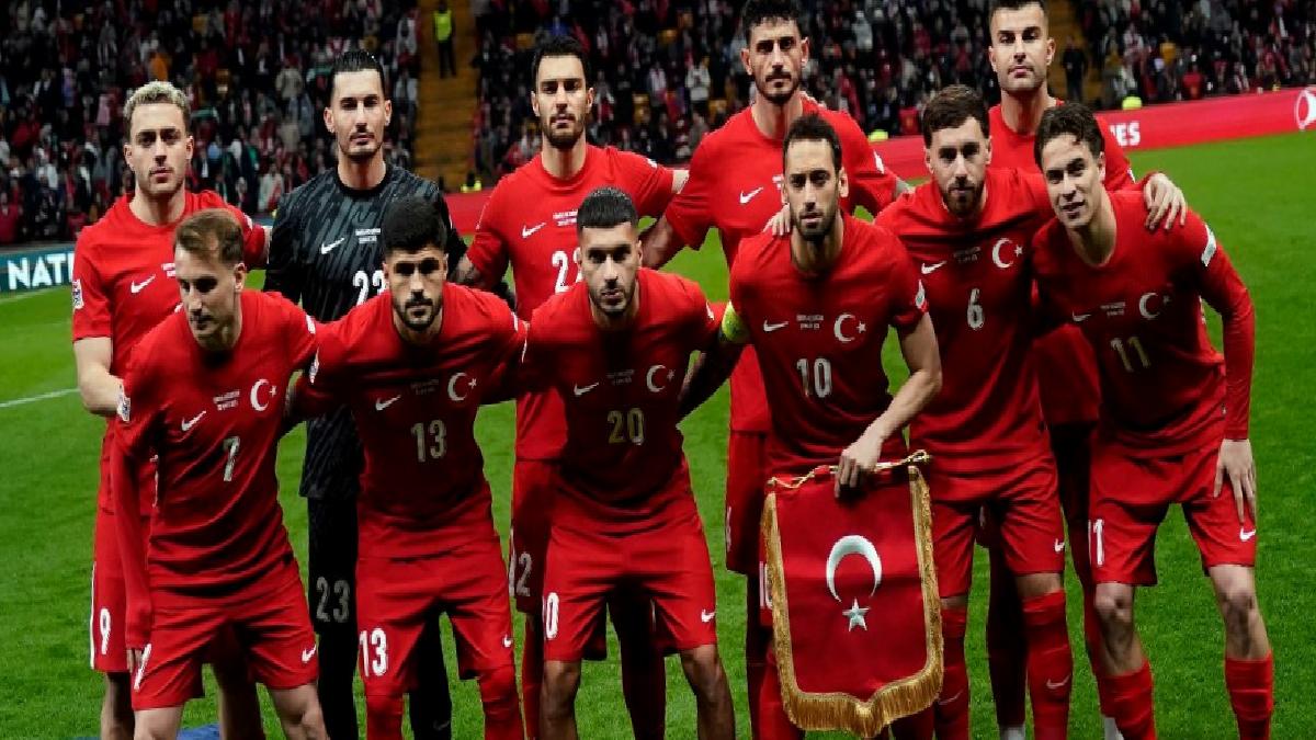 A Milli Futbol Takımı, dünya sıralamasında 1 basamak yükseldi