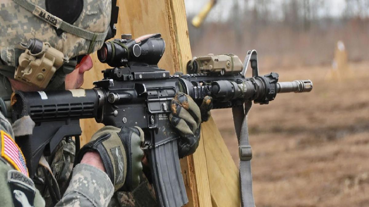 ABD, İsrail’e 20 binden fazla saldırı tüfeği gönderecek