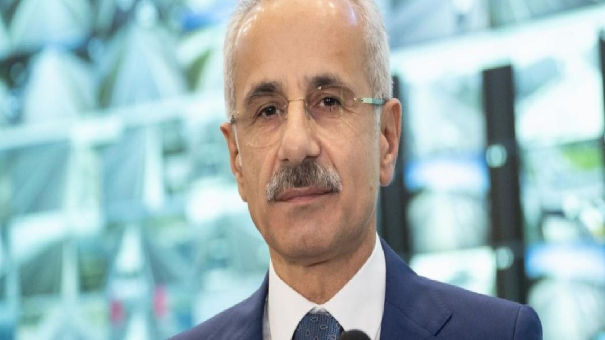 Abdulkadir Uraloğlu, Instagram’a gelen 16 yaş altı kullanıcılara yönelik kararı değerlendirdi