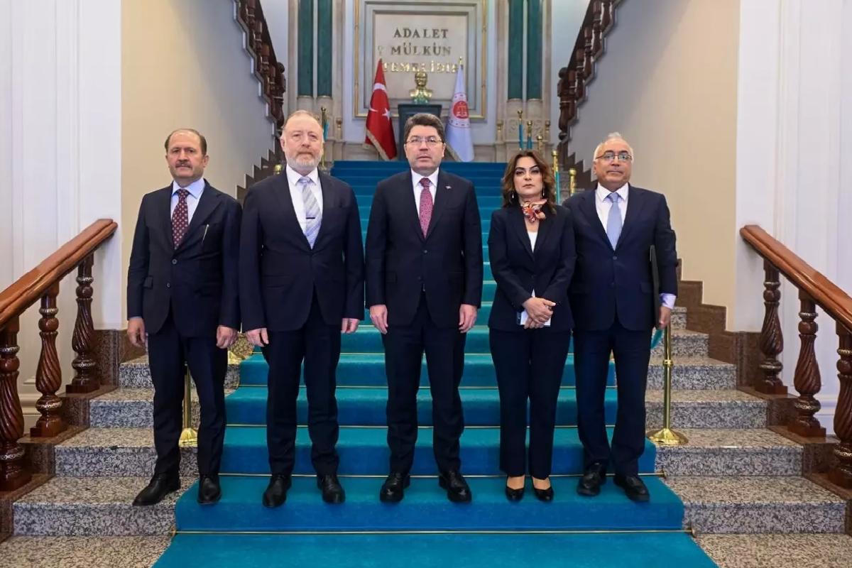 Adalet Bakanı ile DEM Parti Heyeti Görüştü