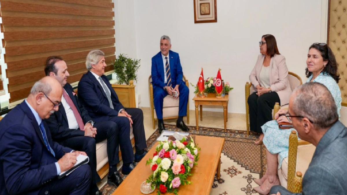 Ahmet Misbah Demircan, Tunus’la iş birliğinde öne çıkacak sektörleri açıkladı
