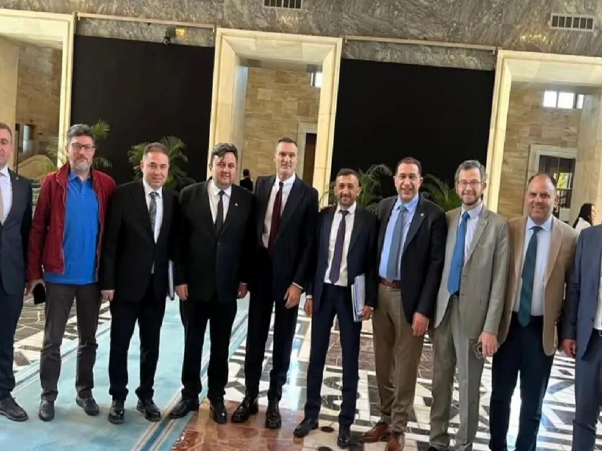 AK Parti Selendi Heyeti Ankara’da İhtiyaçları Görüştü