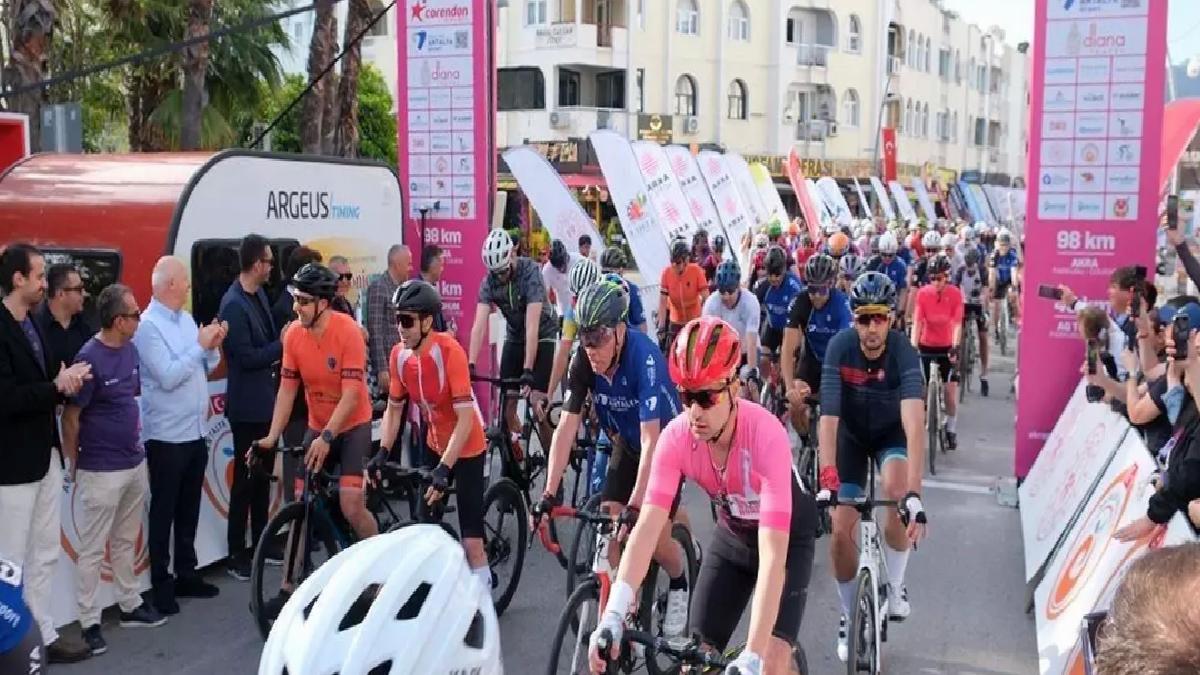 Akra Gran Fondo Antalya Bisiklet Yarışı Start Aldı