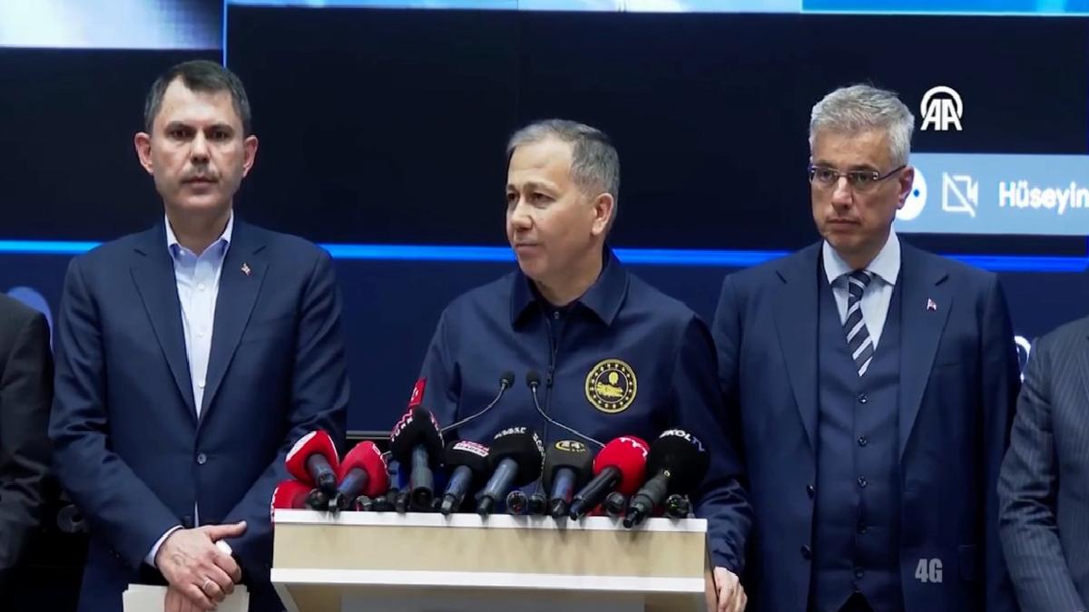 Ali Yerlikaya: 127 artçı deprem meydana geldi