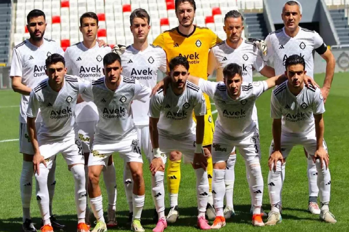 Altay, İskenderunspor’u 1-0 yenerek puan farkını 7’ye indirdi
