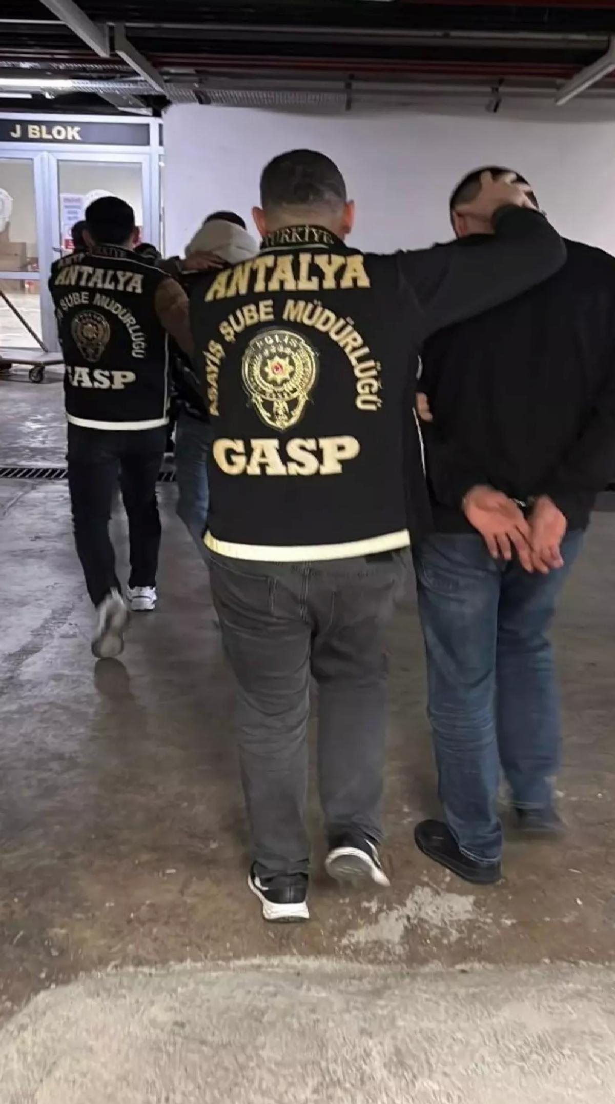 Antalya’da 238 Tutuklama