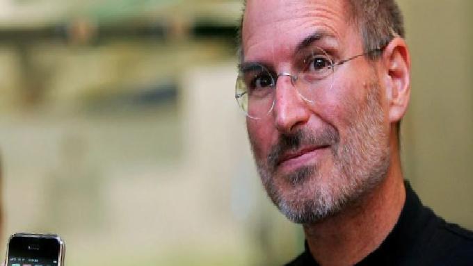 Apple iPhone’un 20. yılına katlanabilir modelle hazırlanıyor