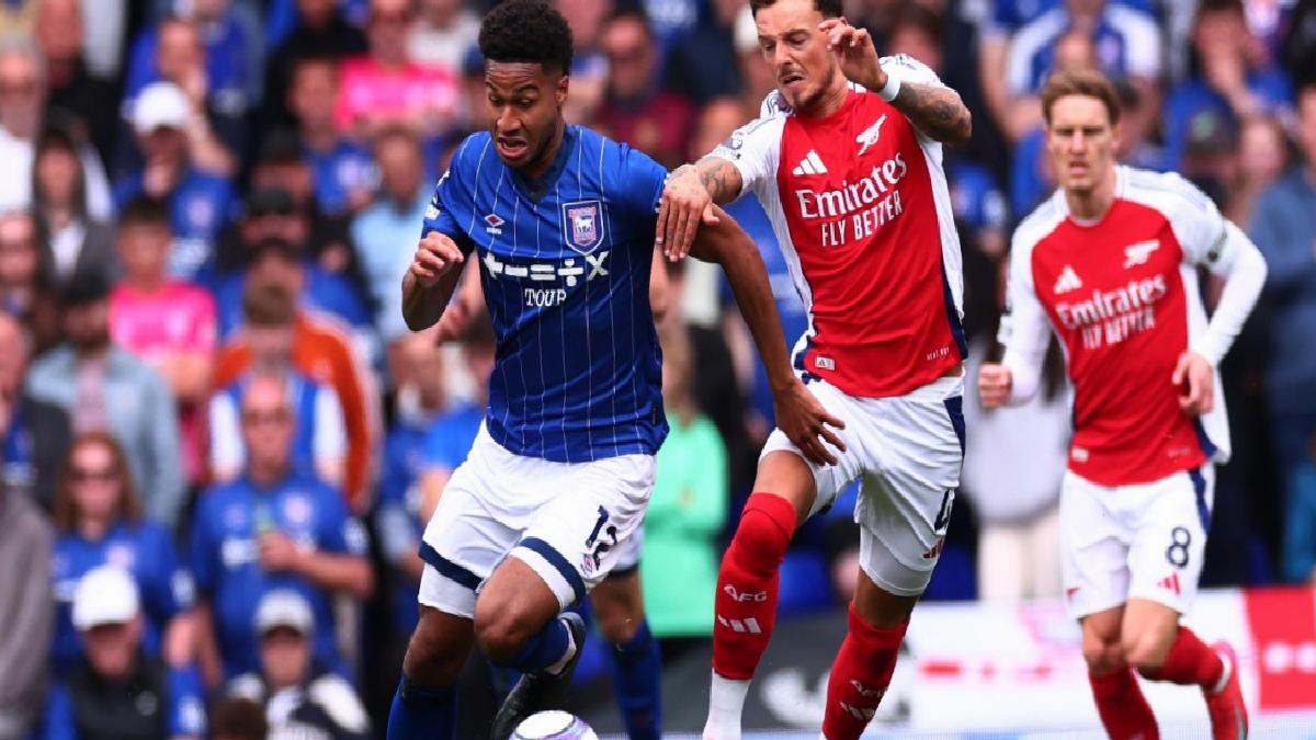Arsenal, Ipswich Town karşısında sürprize izin vermedi