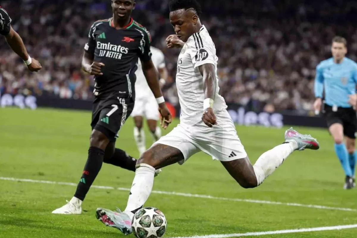 Arsenal ve Inter Yarı Finale Yükseldi