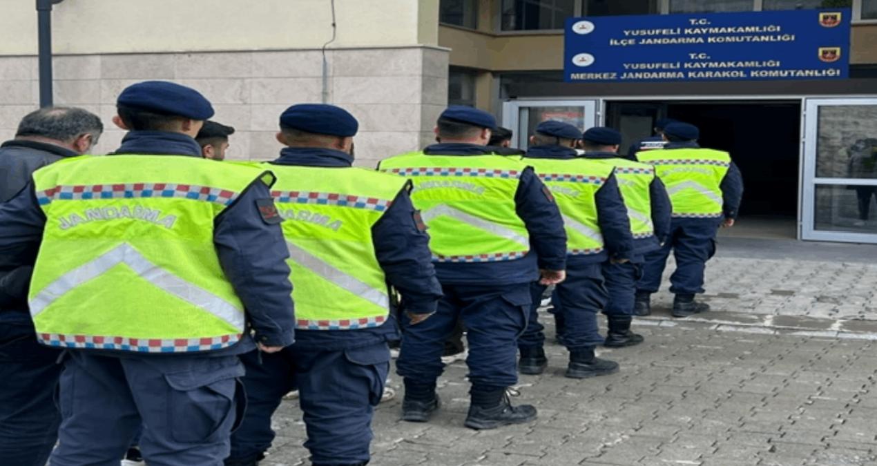 Artvin’de 4 kaçak göçmen yakalandı