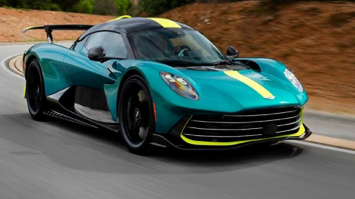 Aston Martin Valhalla seri üretime yaklaşıyor