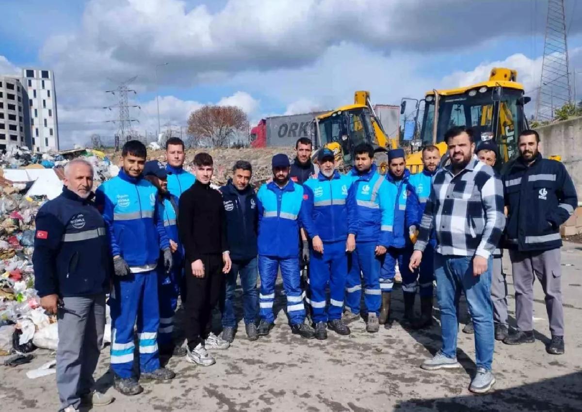 Bağcılar’da Temizlik İşçileri 100 Bin Lirayı Çöp İçinden Buldu