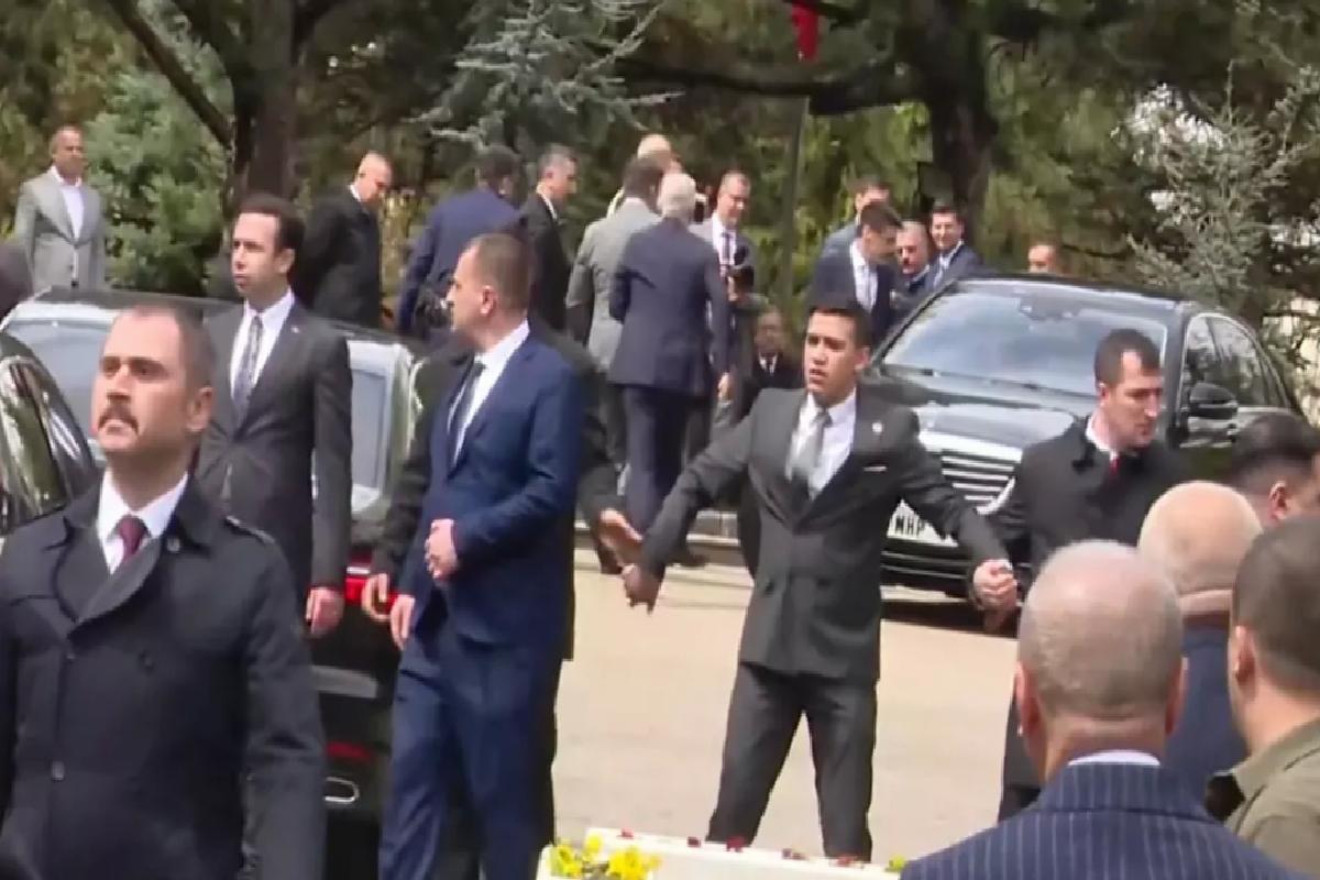 Bahçeli alarmı! Partililer etten duvar ördü