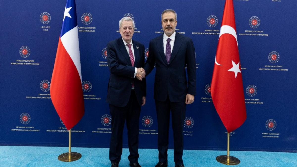 Bakan Fidan, Şilili mevkidaşı Klaveren ile bir araya geldi