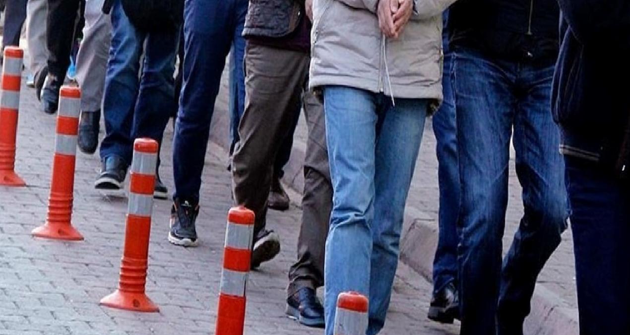 Bakan Yerlikaya: 29 göçmen kaçakçısı yakalandı