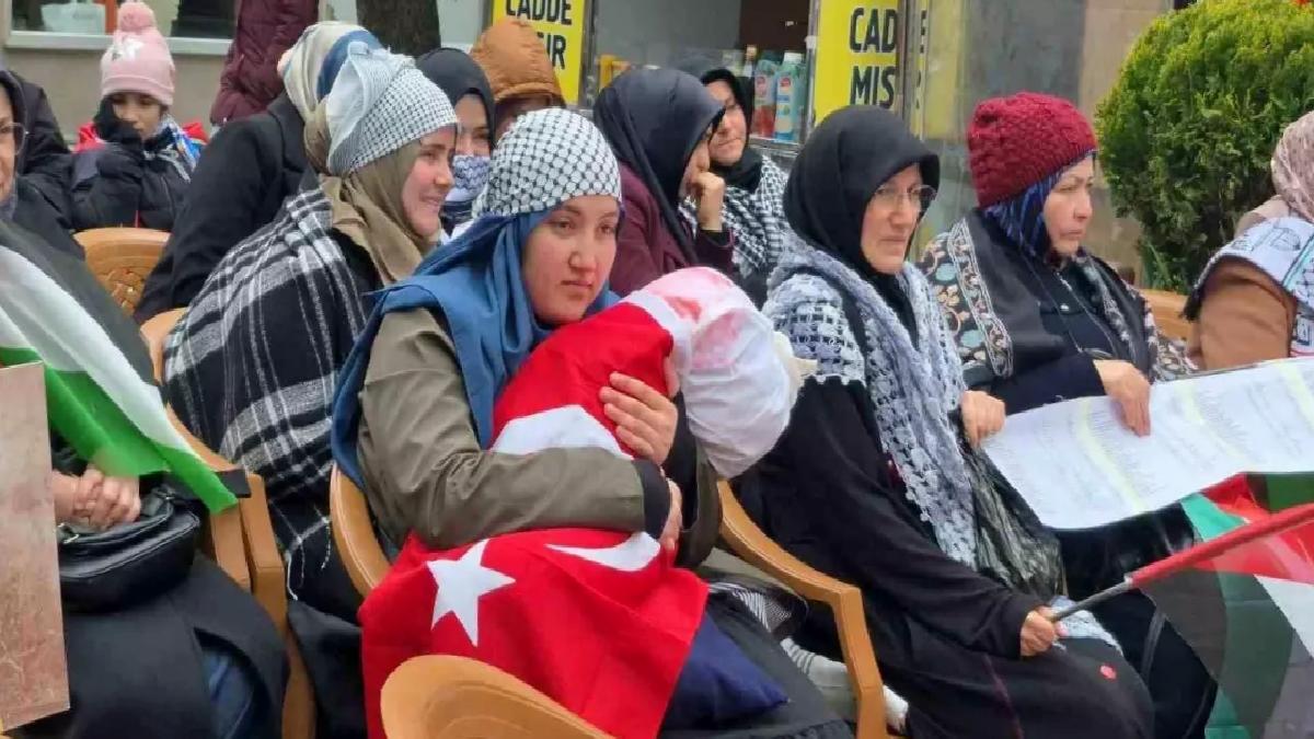 Bartın’da Filistin İçin Kefenli Eylem