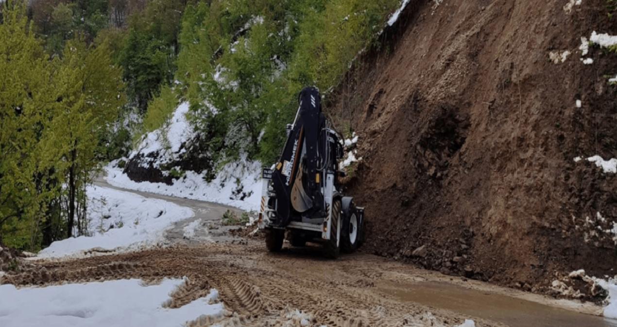 Bartın’ın 5 ayrı bölgesinde heyelan