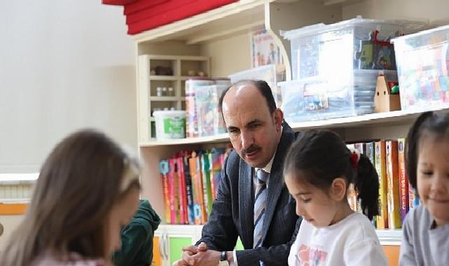 Başkan Altay, NEÜ ve Mehmet Beğen Ortaokulu’nda öğrencilerle bir araya geldi