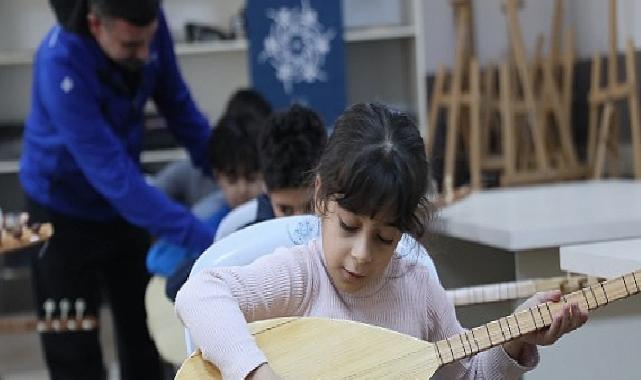 Başkan Çerçioğlu’nun Etkinlikleri ile Aydınlı Çocukları Türk Halk Müziğinin Eşsiz Notalarını Öğreniyor
