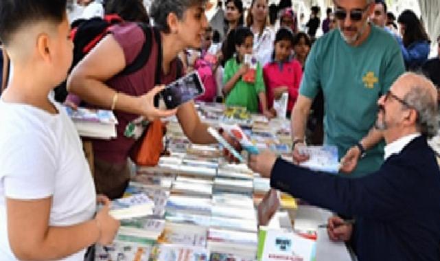 Behiç Ak: Çocuk dostu şehirlerde çocukları özgürleştirmeliyiz