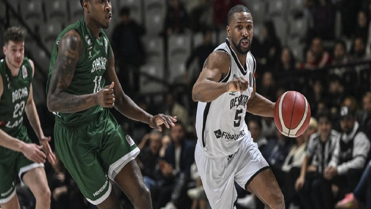 Beşiktaş, Darüşşafaka’yı mağlup etti