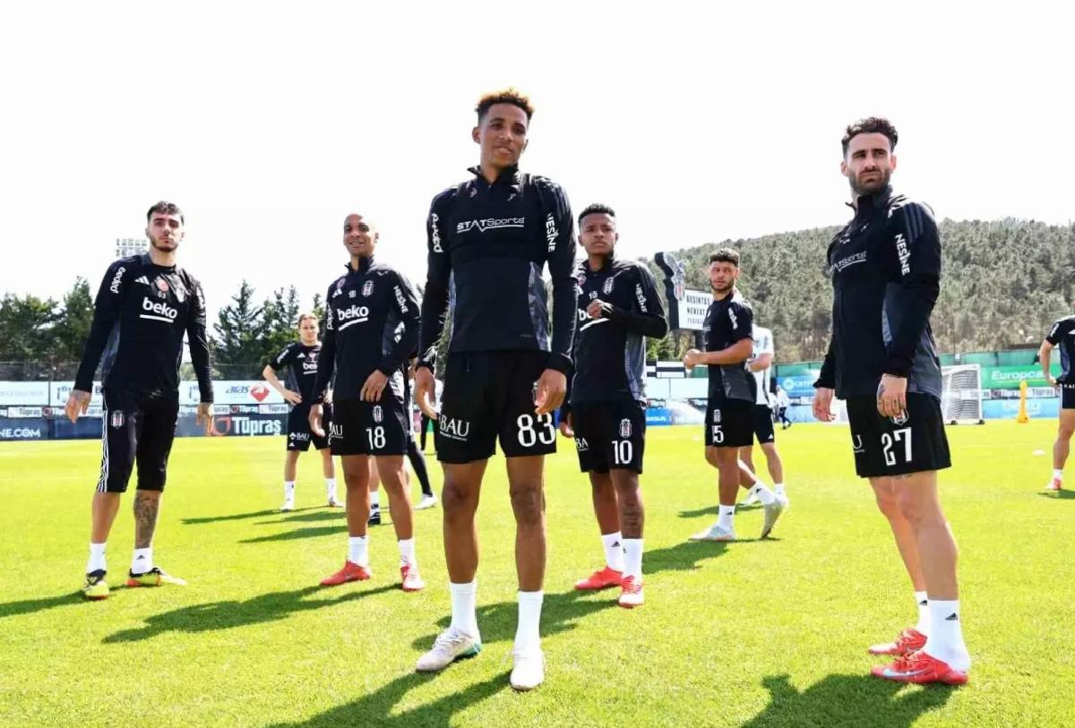 Beşiktaş Göztepe Maçına Hazırlanıyor