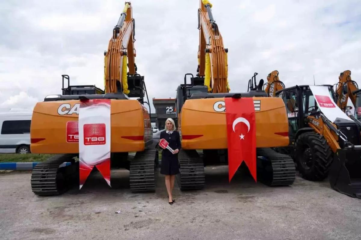 Bilecik Belediyesi’ne Hibe Ekskavatör Kazandırıldı