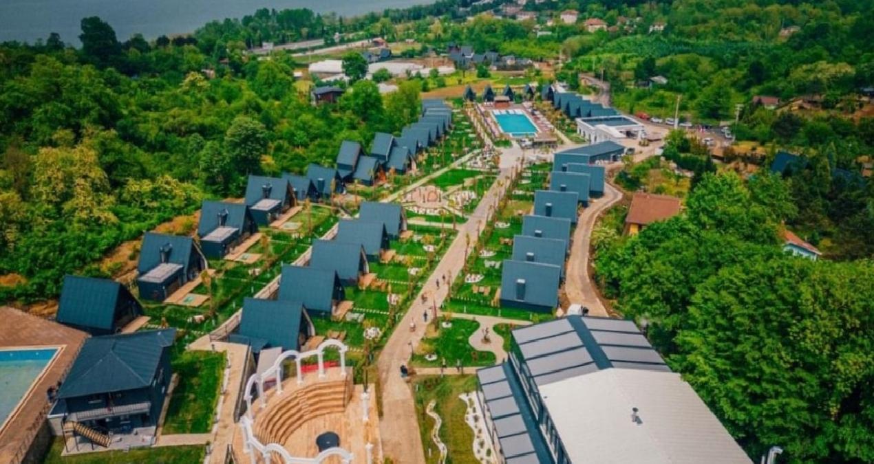 Bungalovdaki gizli kamera skandalında yeni gelişme: Konaklayanların özel görüntüleri patrondan çıktı
