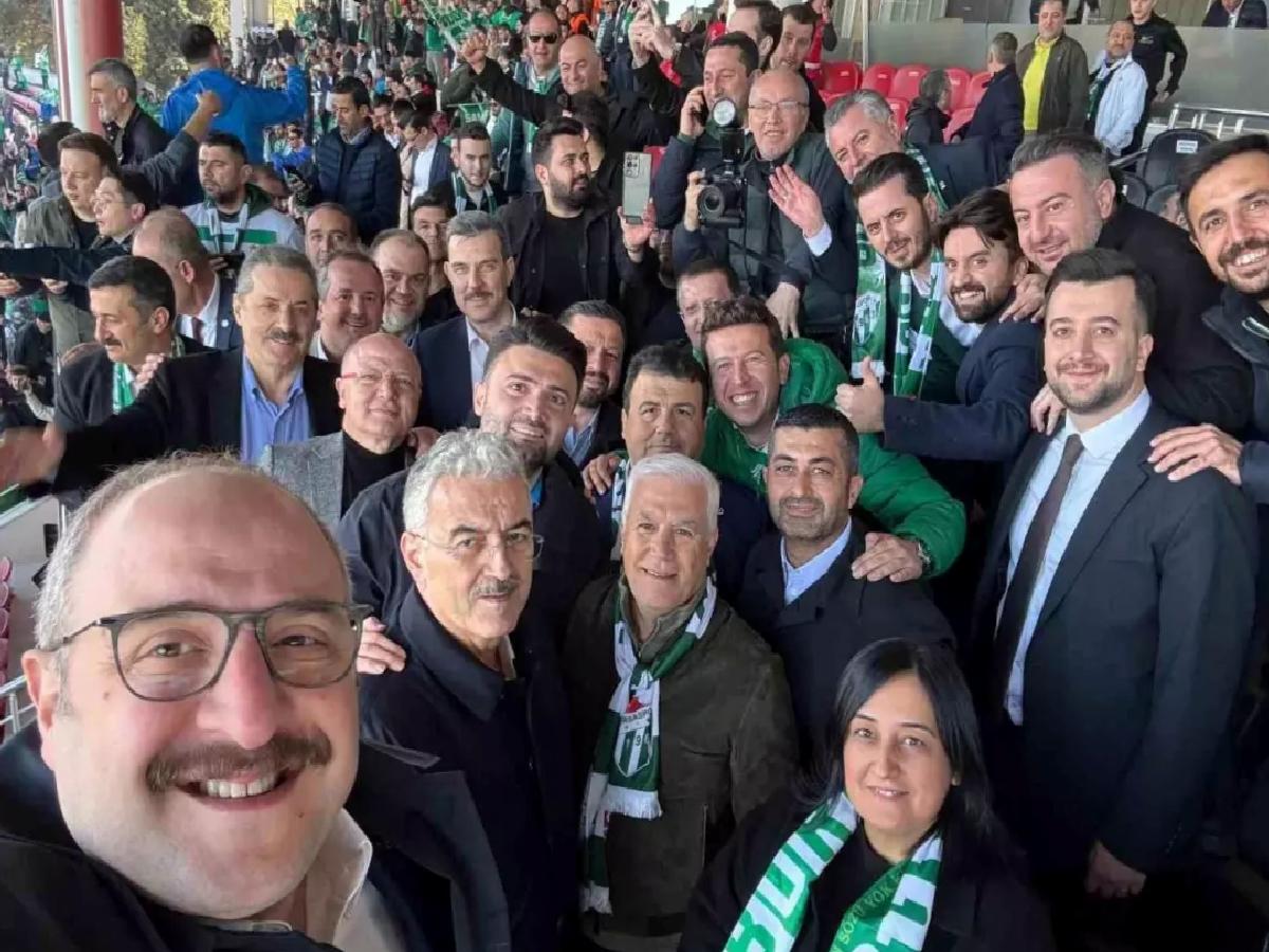 Bursa Protokolü Bursaspor Maçında Bir Araya Geldi