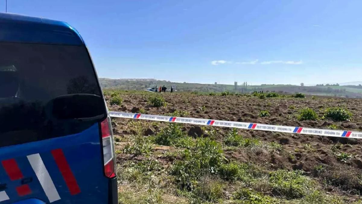 Bursa’da Eğitim Uçağı Tarlaya Zorunlu İniş Yaptı