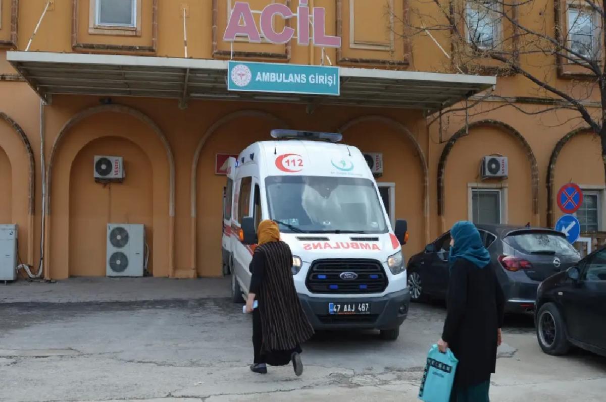 Cami İçinde Bıçaklı Saldırı