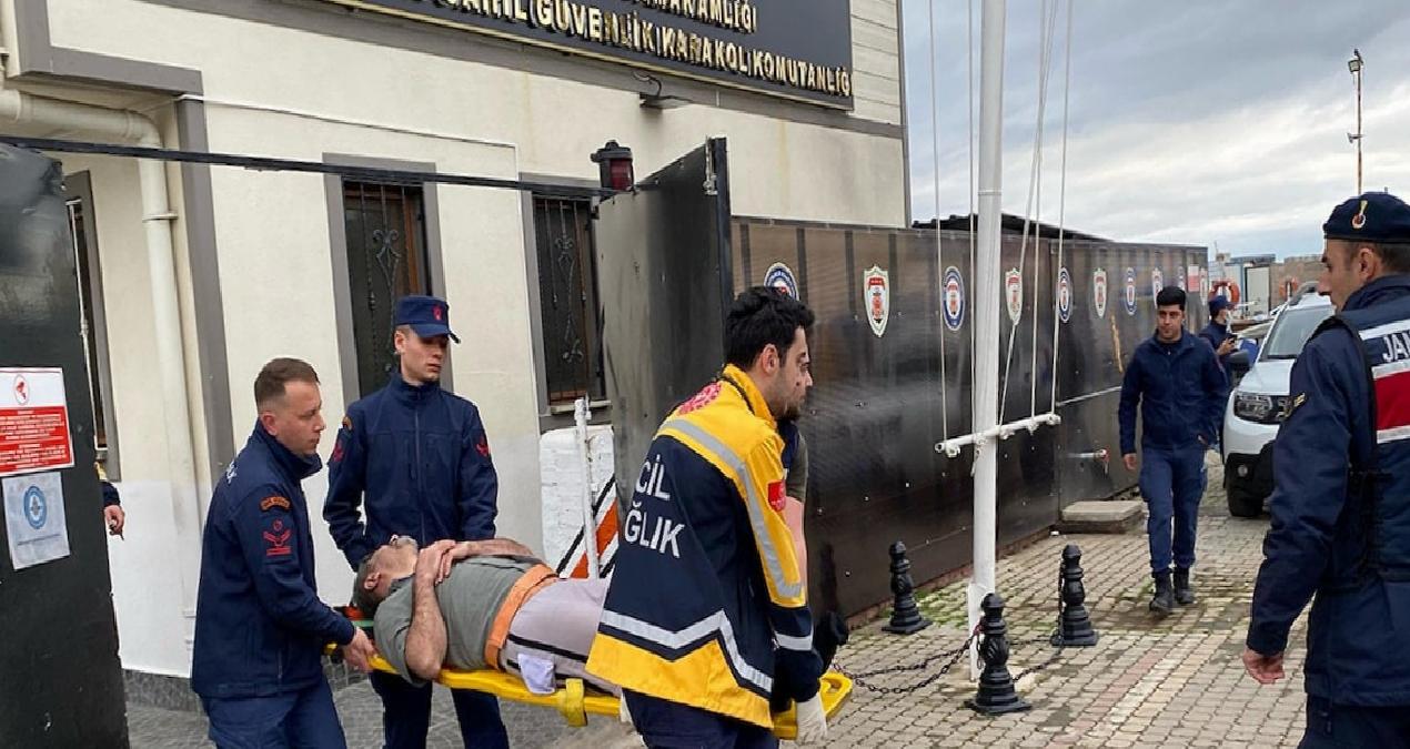 Çanakkale’de göçmenleri taşıyan bot battı: 5 kişi öldü
