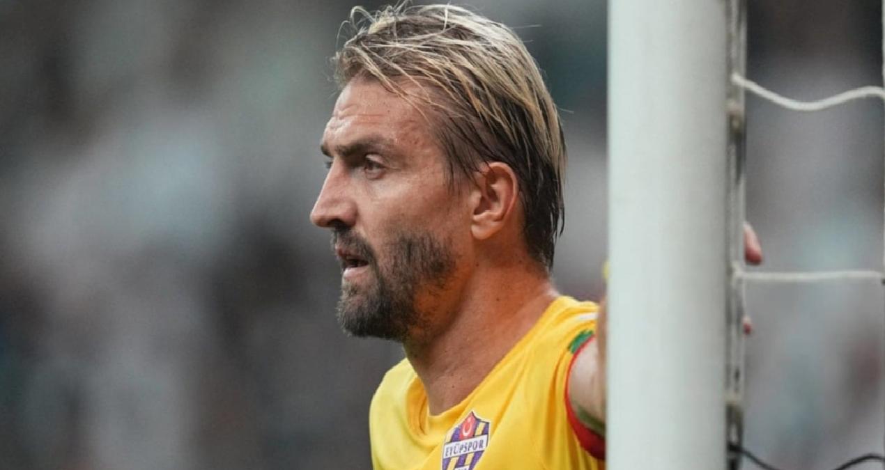 Caner Erkin emeklilik kararını açıkladı: 40 yaşında…
