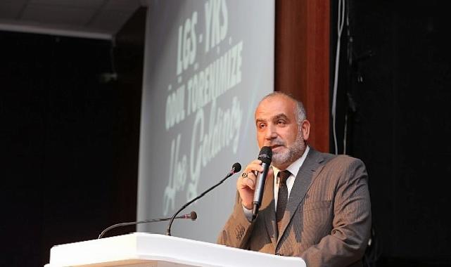 Canik’te Gelenek Devam Ediyor: YKS ve LGS’de Dereceye Girene Ödül