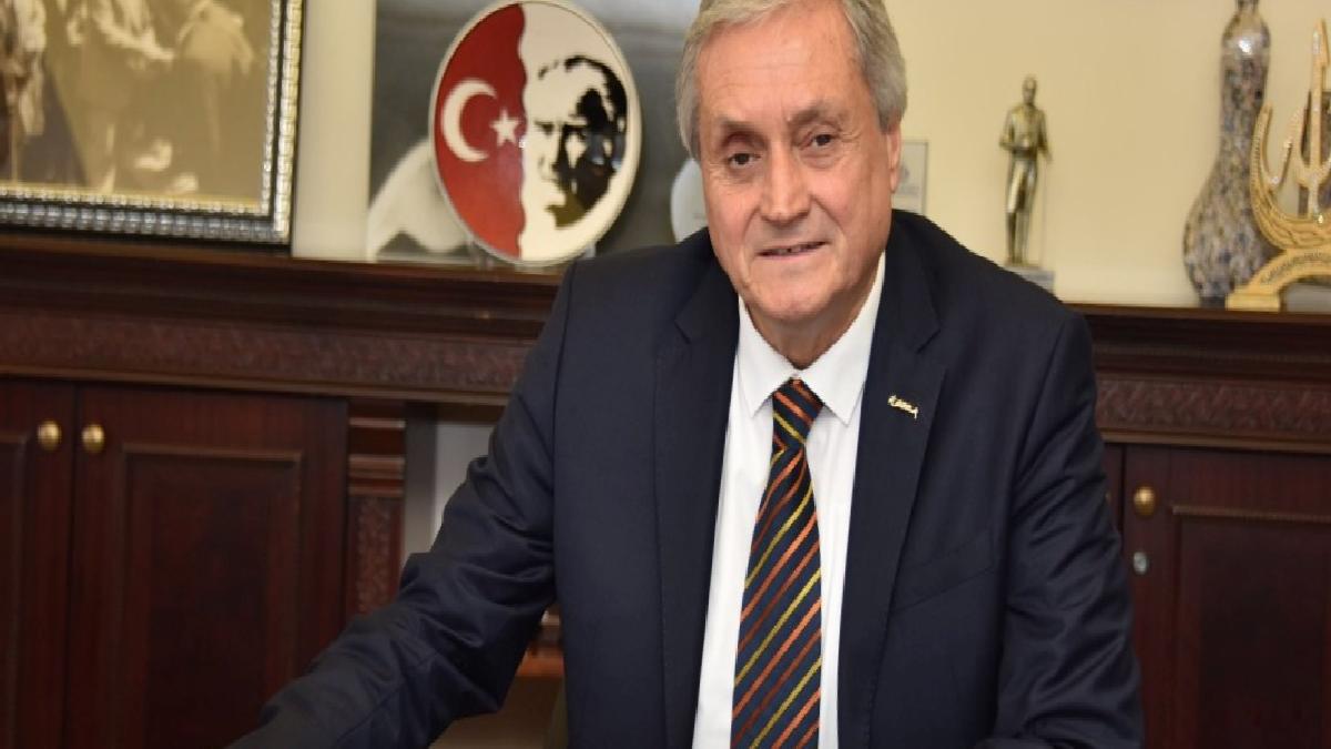 CHP’li Bozüyük Belediye Başkanı: Osmanlı, topraklarımızı parsel parsel sattı