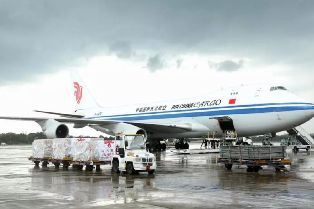 Çin’den Myanmar’a Acil Yardım Gönderildi