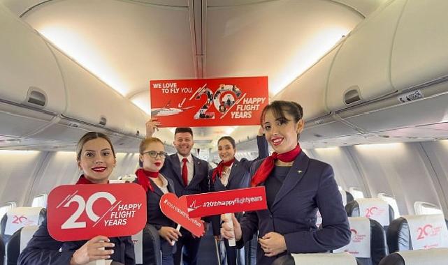 Corendon Airlines 20. yaşını yolcularıyla gökyüzünde kutluyor