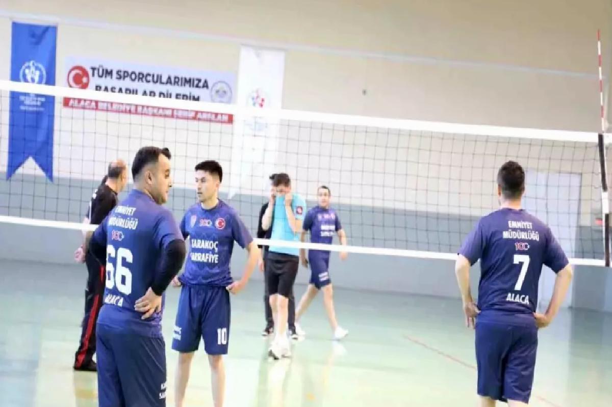 Çorum’da Polis Haftası Etkinlikleri Kapsamında Voleybol Maçı Düzenlendi