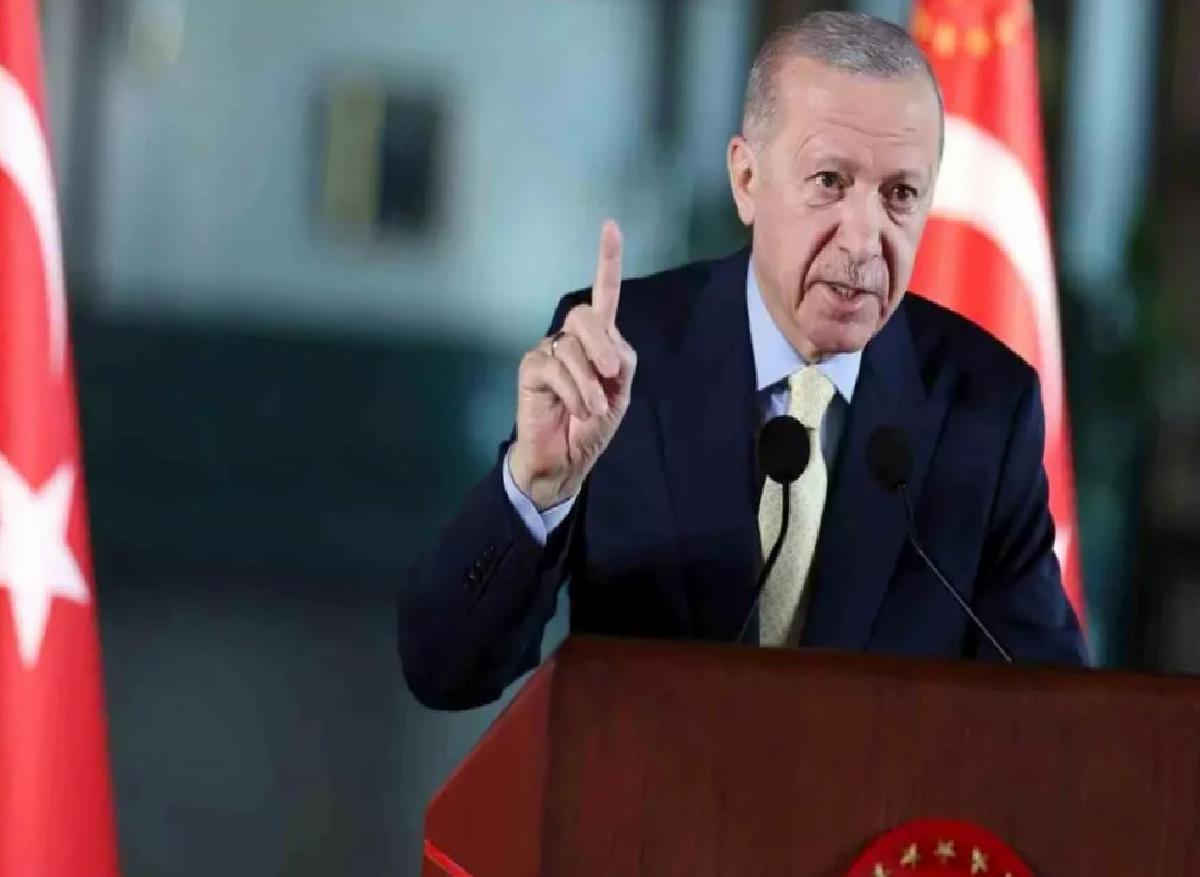 Cumhurbaşkanı Erdoğan: “Muhalefet sahte gündemle oyalanırken, biz ülkemizi büyütmeyi sürdüreceğiz”