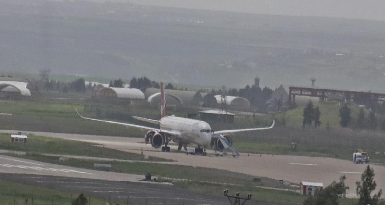 Diyarbakır’a acil iniş yapan uçak bir daha kalkış yapamadı