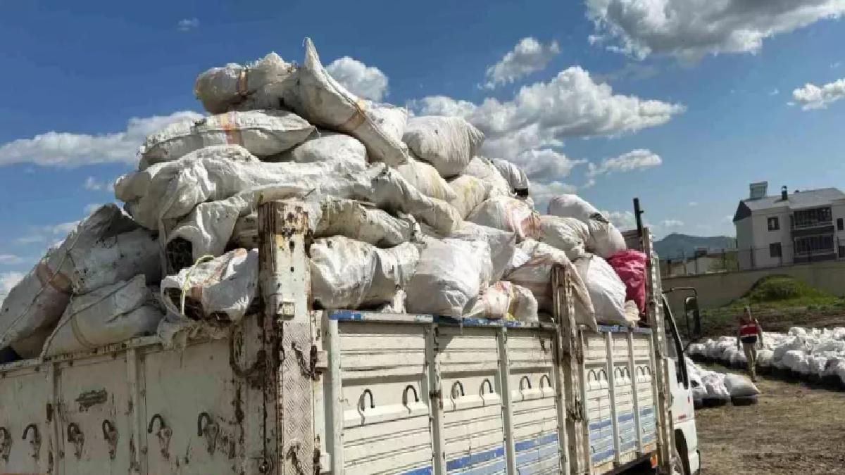 Diyarbakır’da 20 Ton Esrar İmha Edildi