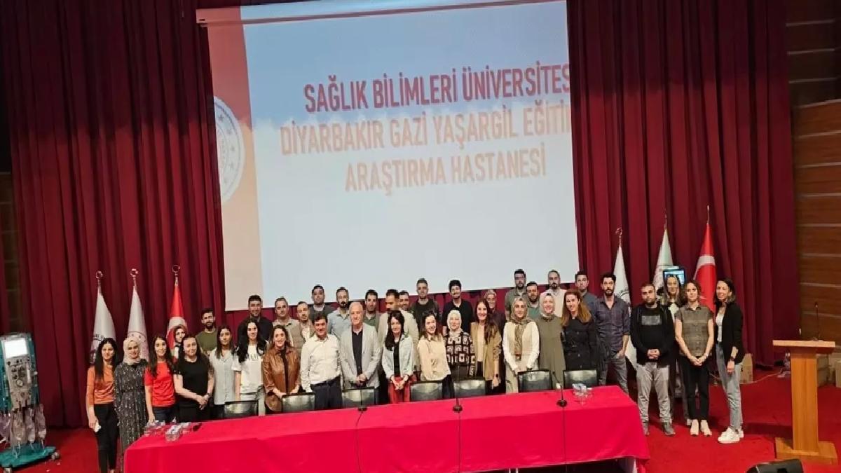 Diyarbakır’da Sürekli Renal Replasman Eğitimi