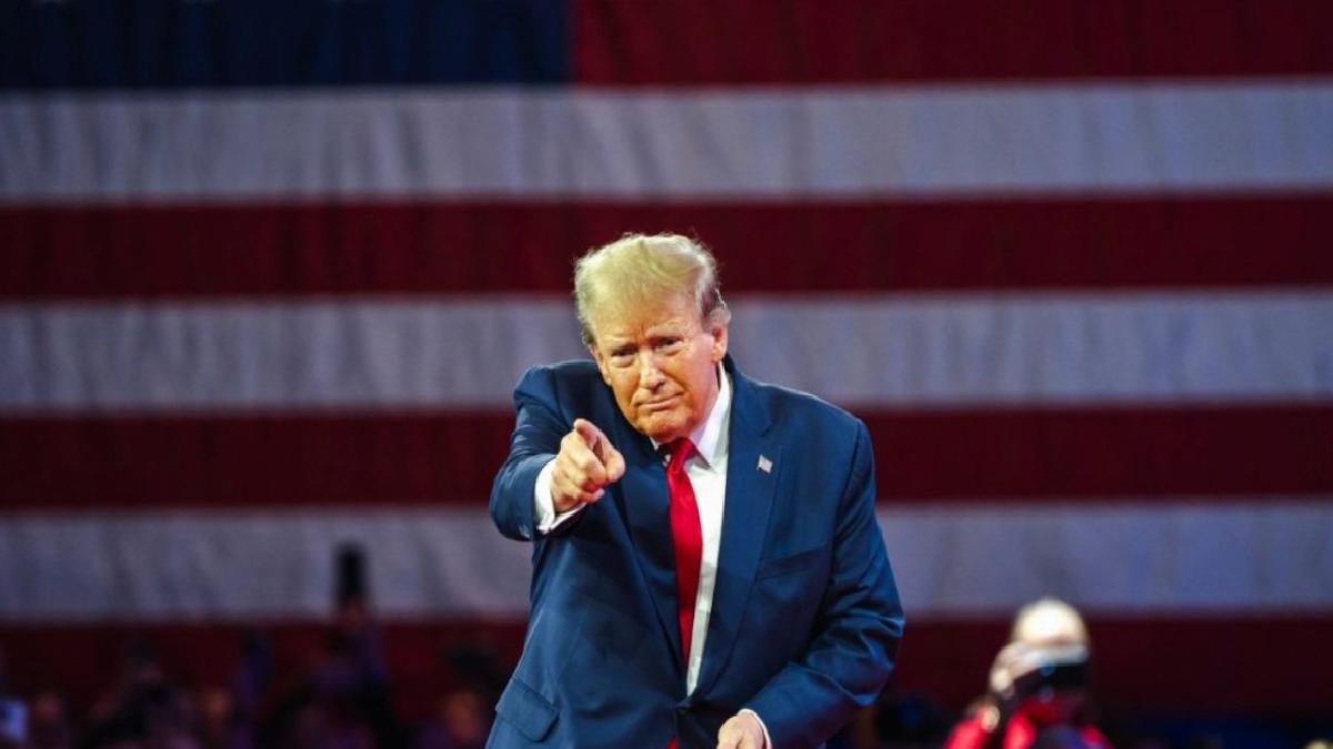 Donald Trump’tan şirketlere ABD’ye taşınma çağrısı: Vergi yok