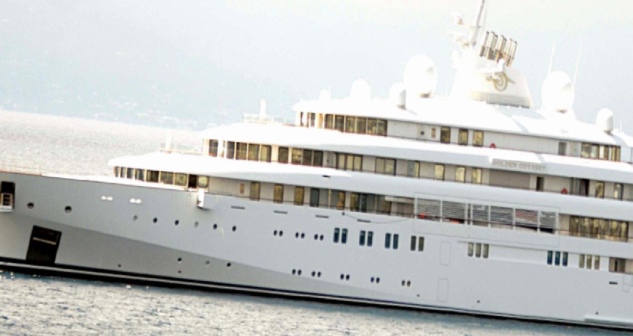 Dünyaca ünlü ultra lüks motor yat “Golden Odyssey” Bodrum’a sığamadı