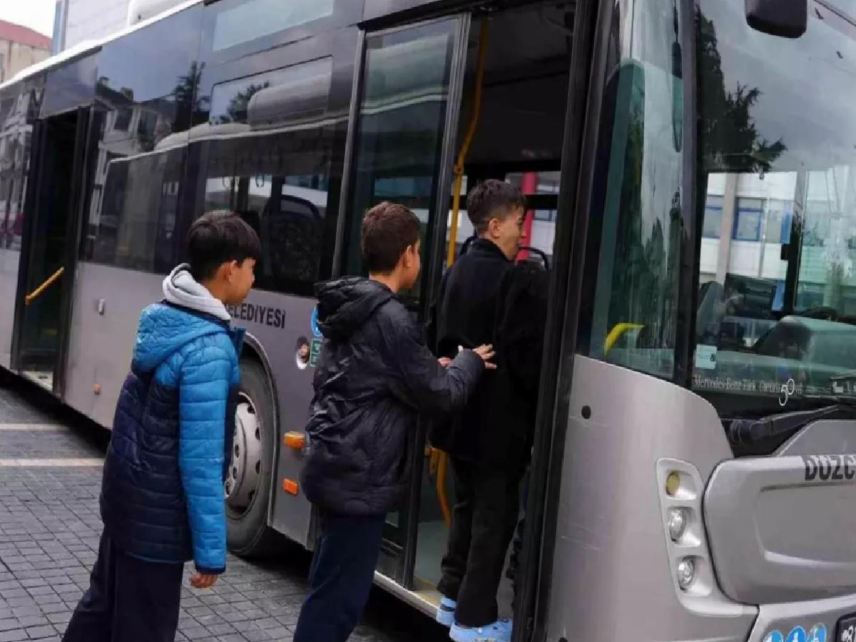 Düzce Belediyesi, Düzcespor Taraftarlarına Ücretsiz Ulaşım Sağlıyor