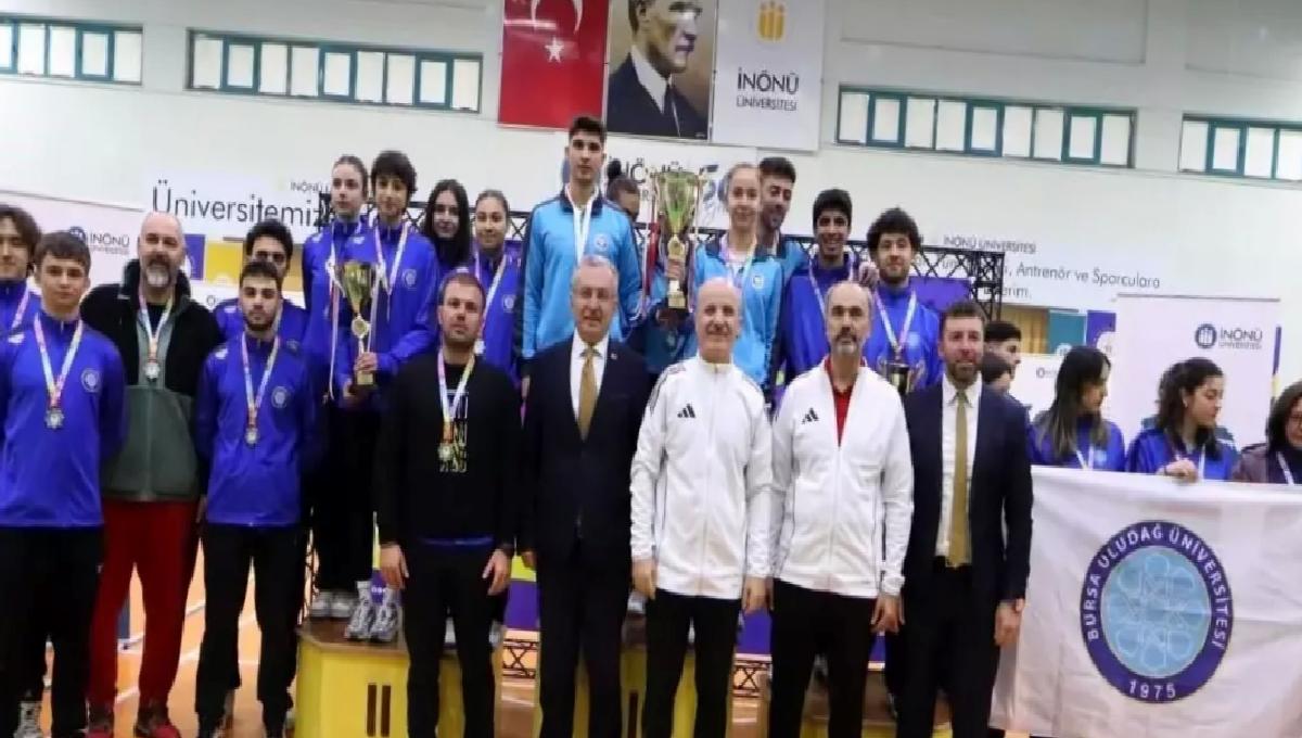 EBYÜ Badminton Takımı 9. Kez Şampiyon