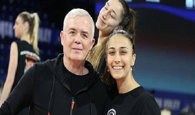 Eczacıbaşı Dynavit’in, AXA Sigorta Kupa Voley Kadınlar Yarı Finalde rakibi Vakıfbank